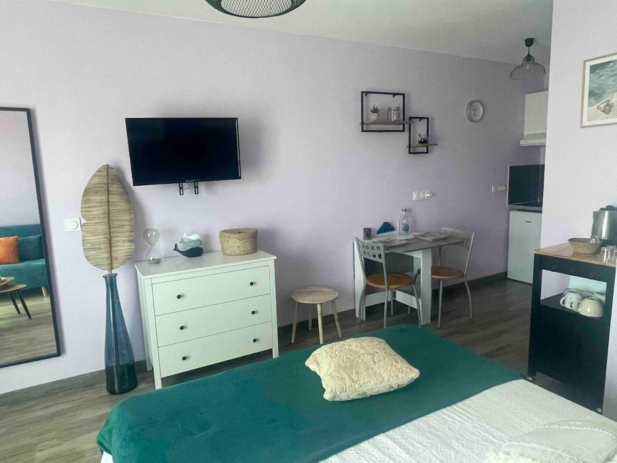 Cosy, De Tourisme Avec Piscine Apartment